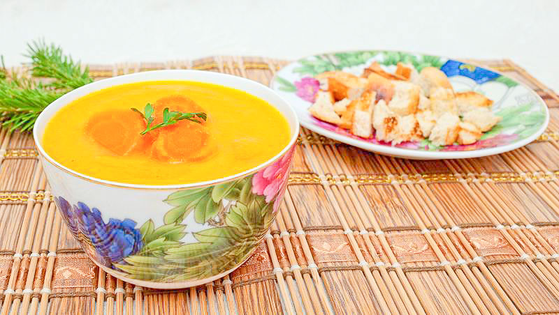 Zupa krem z soczewicy i marchewki